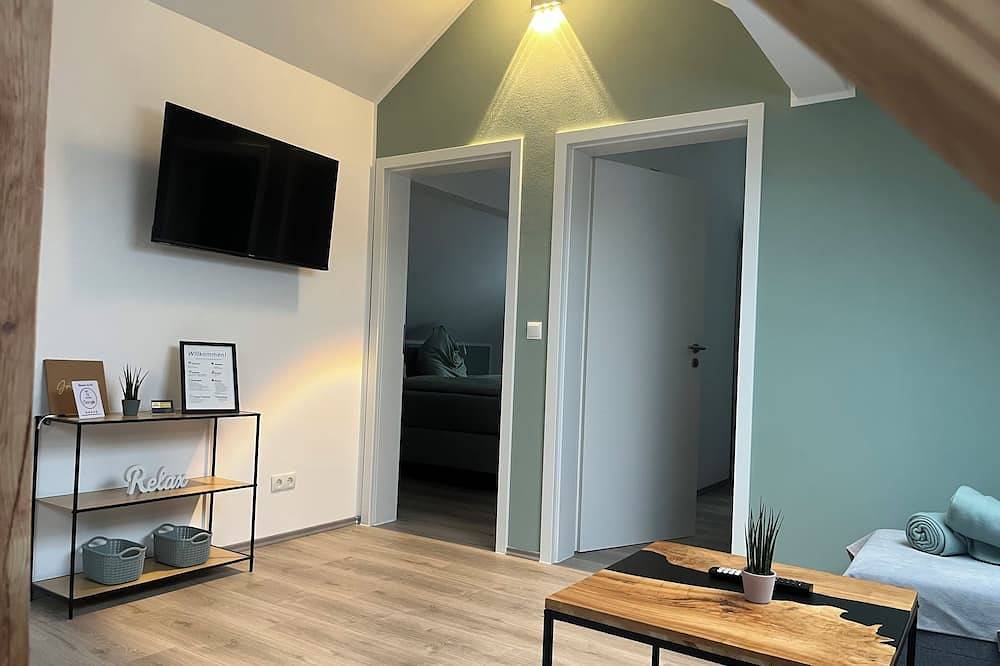 Ganze Wohnung, Deluxe Ferienwohnung Weins, 2 Schlafzimmer, Mosel, Treis-Karden in Burg Eltz, Treis-Karden
