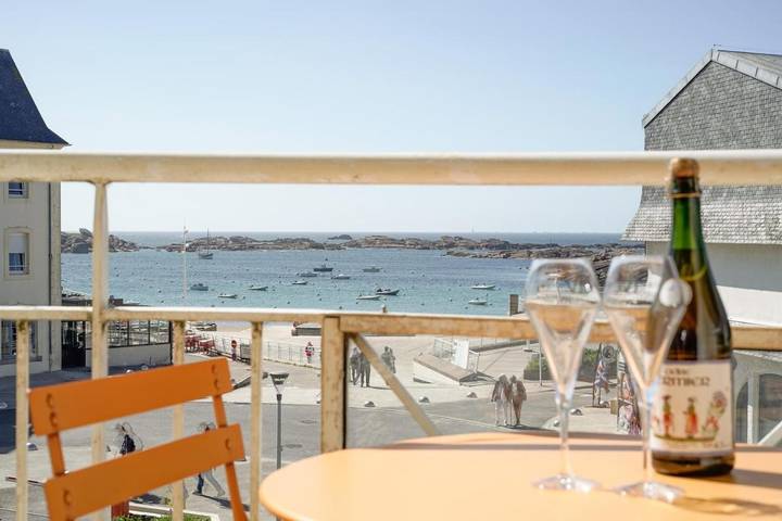 Appartement de vacances pour 4 personnes, avec balcon et vue, adapté aux familles