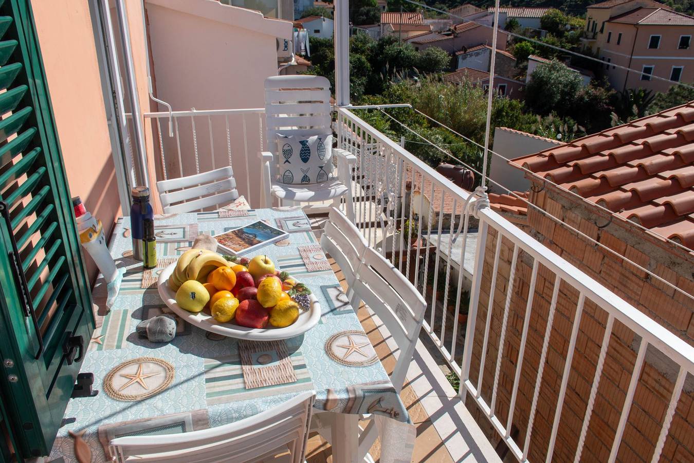 Ganze Ferienwohnung, Ferienwohnung für 4 Personen mit Balkon in Pomonte, Marciana