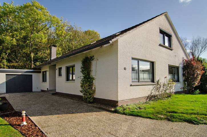 Ferienwohnung für 5 Personen, mit Garten in Hinte