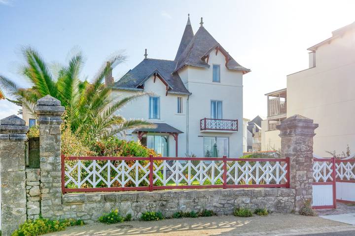 Villa for 6 people, with Garden