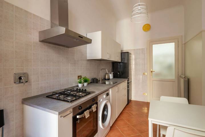 Geheel appartement, GuestHost - Roomy and Comfy apartment in Rome in Rome, Provincie Rome