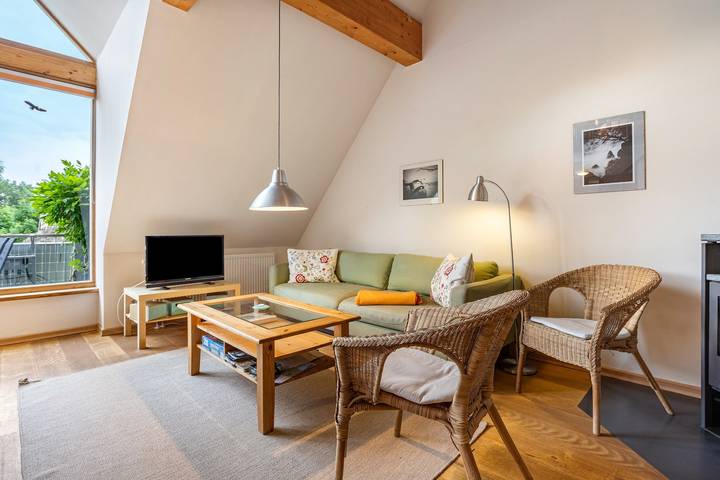 Hel lejlighed, Apartment "Waldkauz" with Private Balcony in Putbus, Rügen