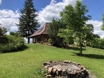 Gîte pour 6 personnes, avec terrasse ainsi que jardin et vue dans Torpes