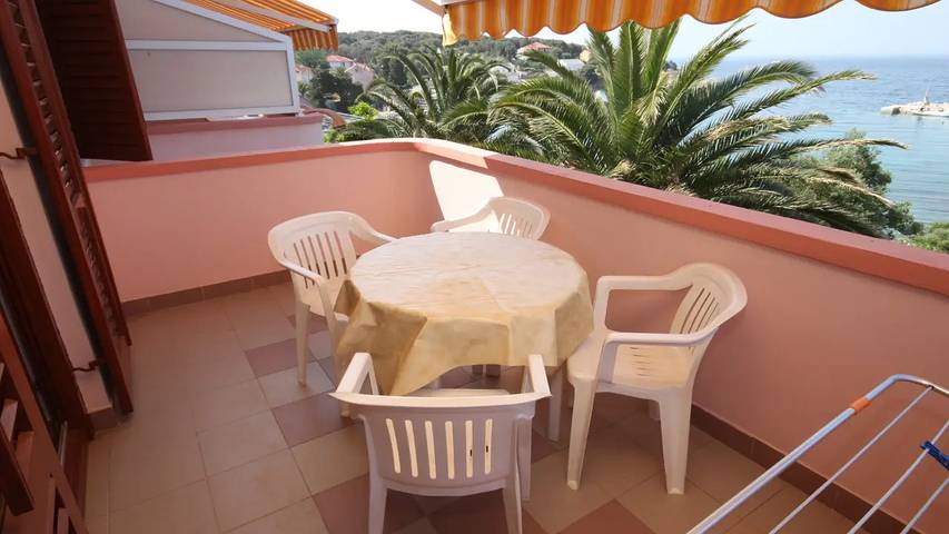 Ferienwohnung für 5 Personen, mit Terrasse