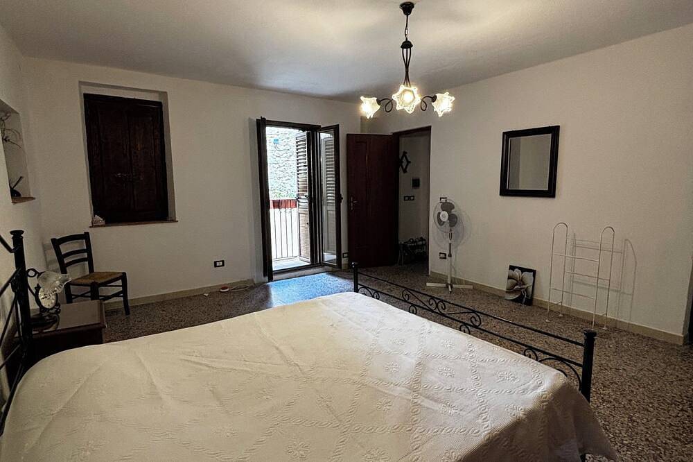 Ganze Wohnung, Stay in the tranquility of Badolato's ancient, atmospheric streets in Badolato, Catanzaro Provinz