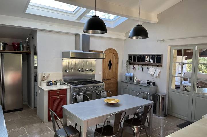 Gîte pour 8 personnes, avec piscine et jacuzzi à Valflaunès - 4
