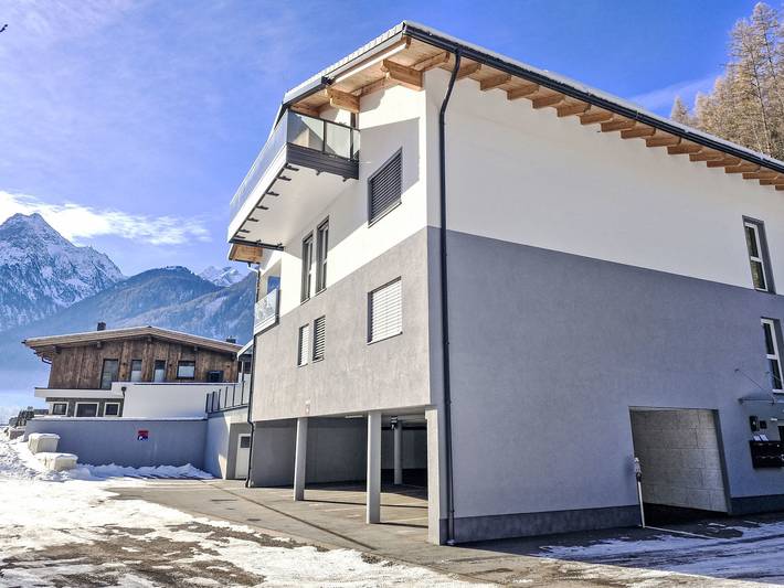 Ferienwohnung für 4 Personen, mit Terrasse in Längenfeld