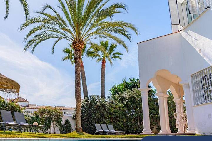Holiday rental for 15 people, with Balcony and Garden in Puerto Banús