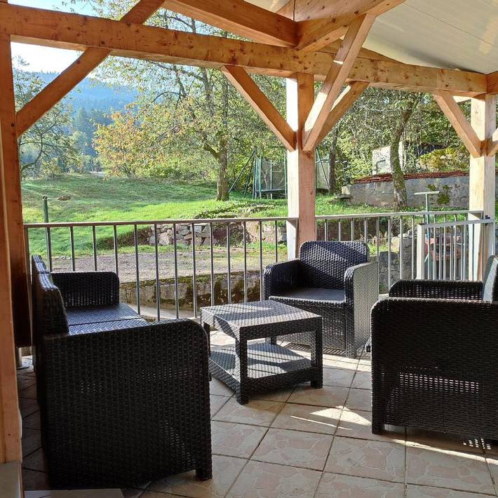 Chalet pour 8 personnes, avec piscine ainsi que jacuzzi et jardin, adapté aux familles à Saulxures-sur-Moselotte - 2