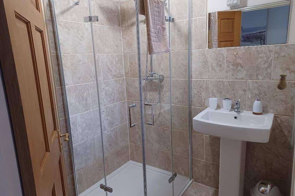 Cottage close to Beach, Pub & Amenities in Charmouth, Dorset