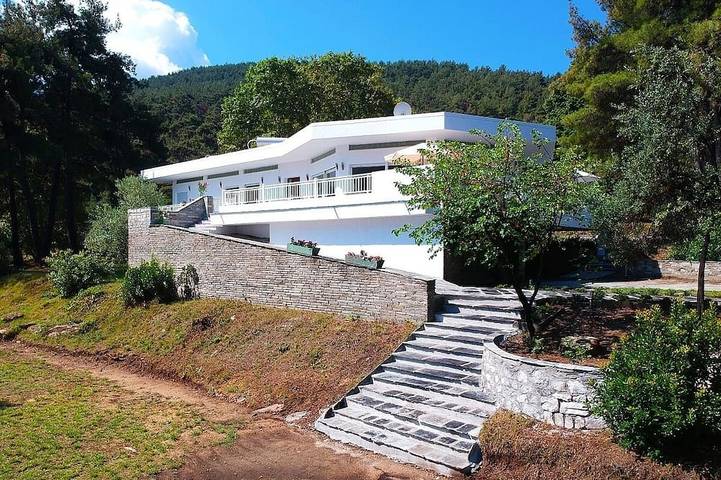 Villa für 9 Personen, mit Garten und Balkon auf Thassos