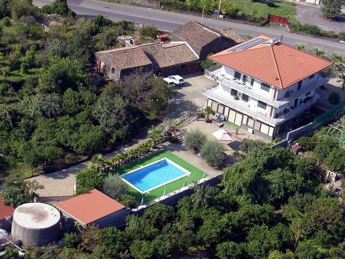 Appartement de vacances pour 5 personnes, avec piscine et jardin, adapté aux familles - 1
