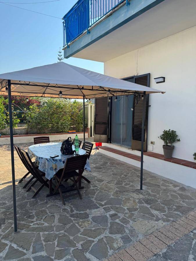 Casa vacanza per 7 persone, con giardino e terrazza, con animali domestici - 1