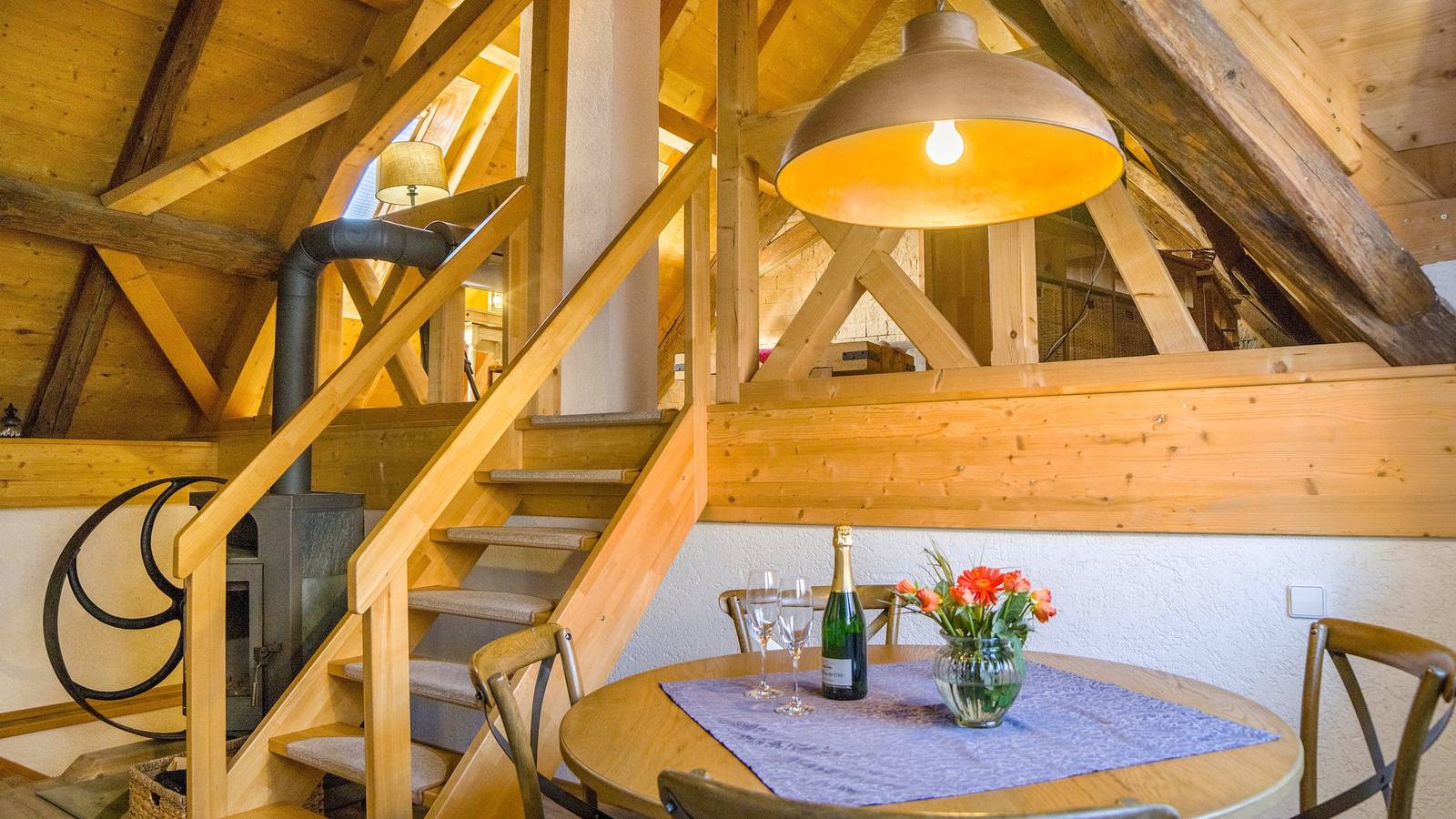 Ganze Wohnung, Ferienwohnung Tenne" mit Gemeinschaftsgarten und Wlan in Bickensohl, Vogtsburg im Kaiserstuhl