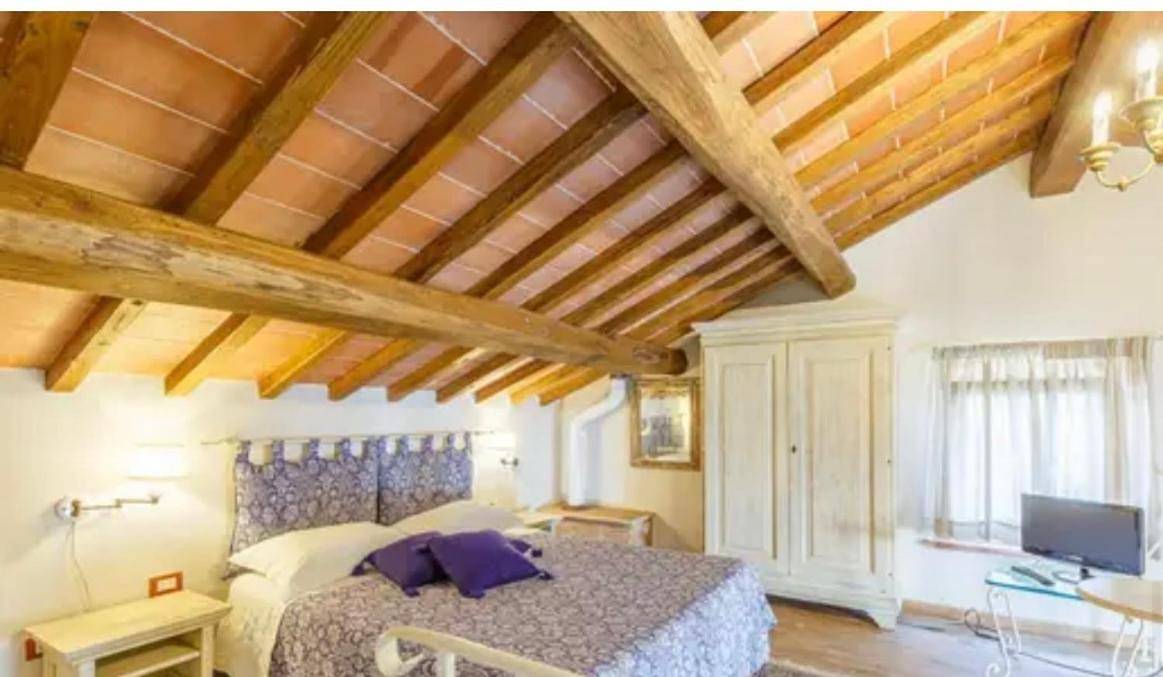 Two-Bedroom Suite in Monsummano Terme, Pistoia Provinz