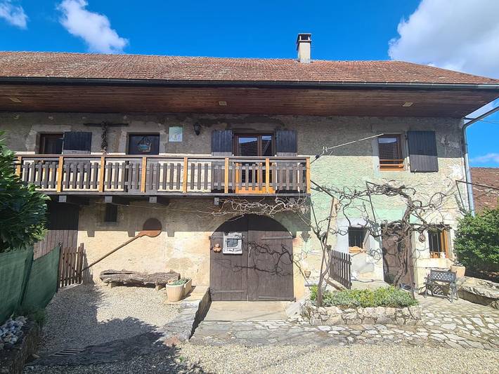 Gîte pour 6 personnes, avec terrasse