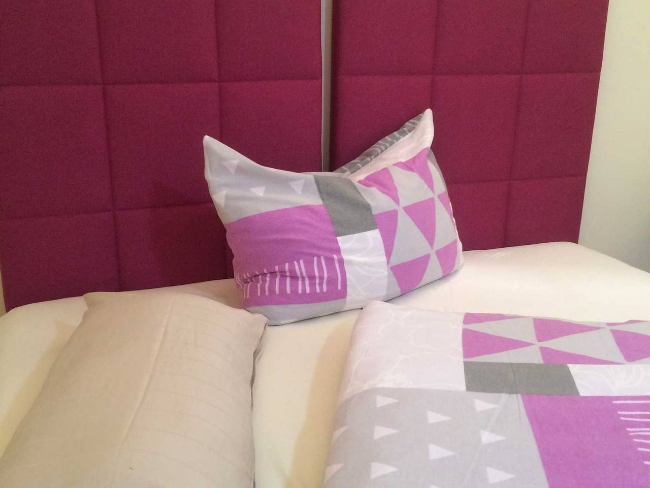 Ganze Ferienwohnung, Fewo im Grünen Naturgarten - Fewo Grünes Haus in Großostheim, Fränkisches Weinland