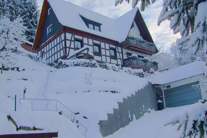 Ferienhaus für 12 Personen, mit Garten, mit Haustier in Hallenberg