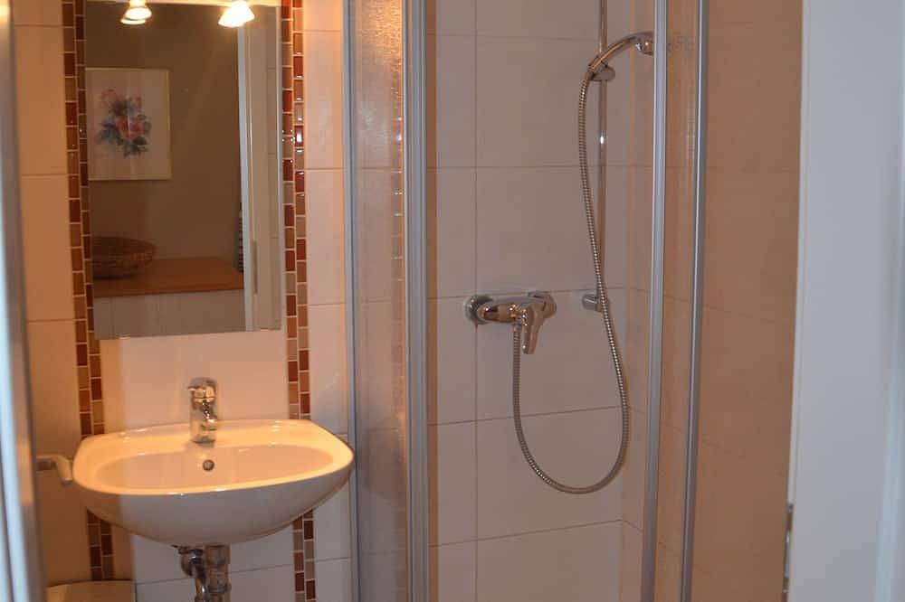 Ganze Wohnung, Liebevoll eingerichtete Ferienwohnung im denkmalgeschützten Fachwerkhaus. in Hameln, Weserbergland