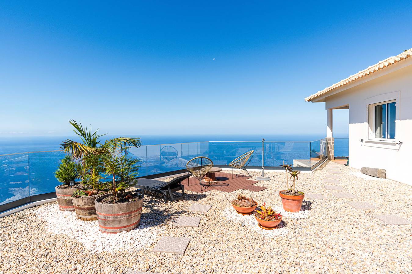 Villa Sea Colors, sun, pool and sea view in Arco da Calheta, Madeira