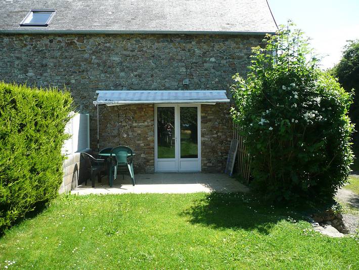 Gîte pour 4 personnes, avec Terrasse et Jardin à Geffosses