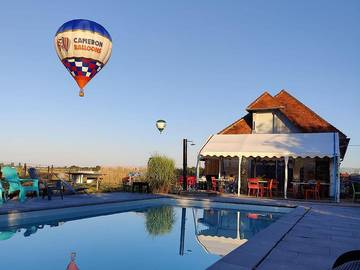 Camping pour 2 Personnes dans Arc-et-Senans, Doubs, Photo 3