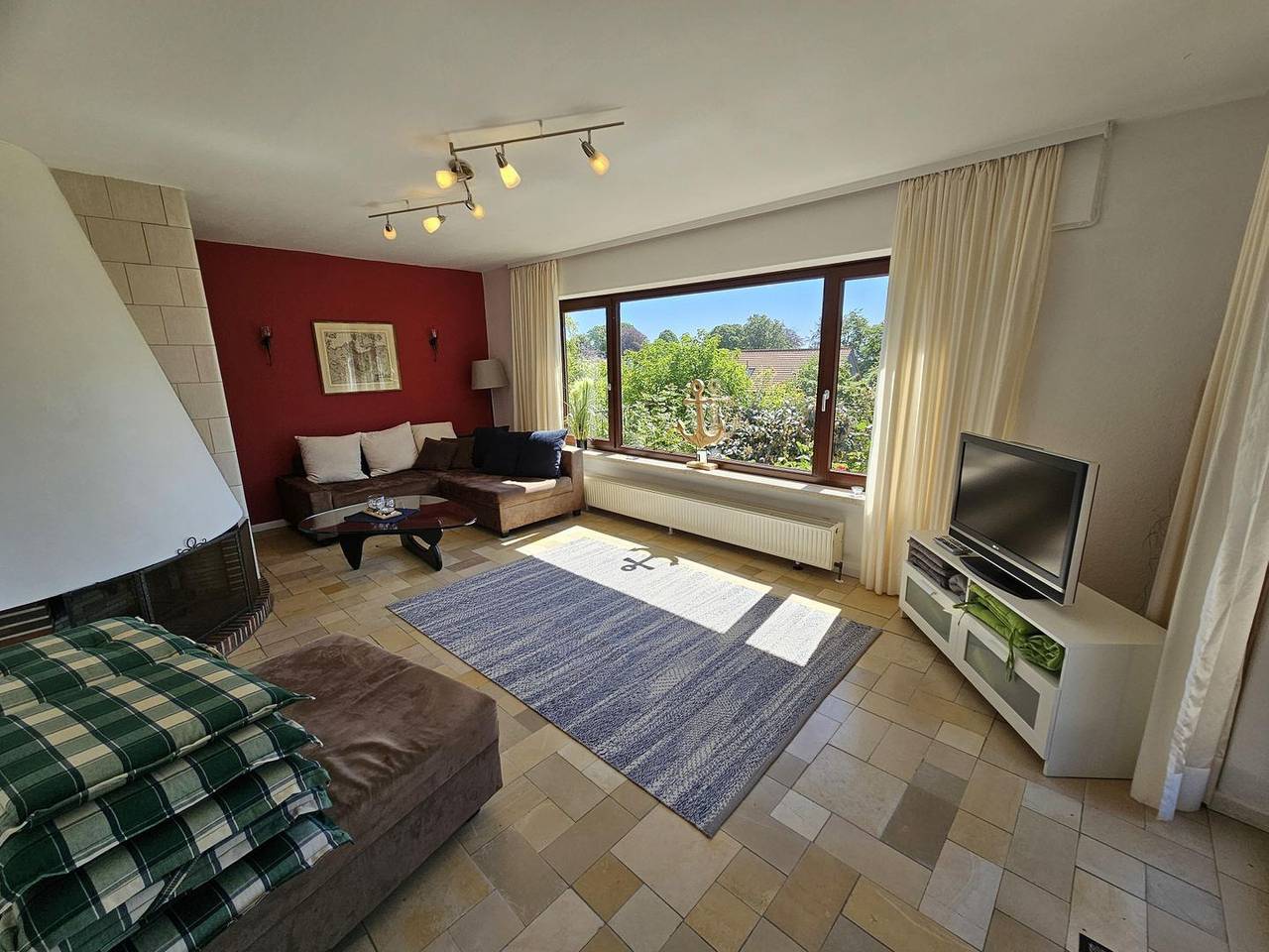 Ferienhaus Ostseepanorama auf großem Grundstück mit Teilmeerblick in Sierksdorf in Sierksdorf, Ostholstein