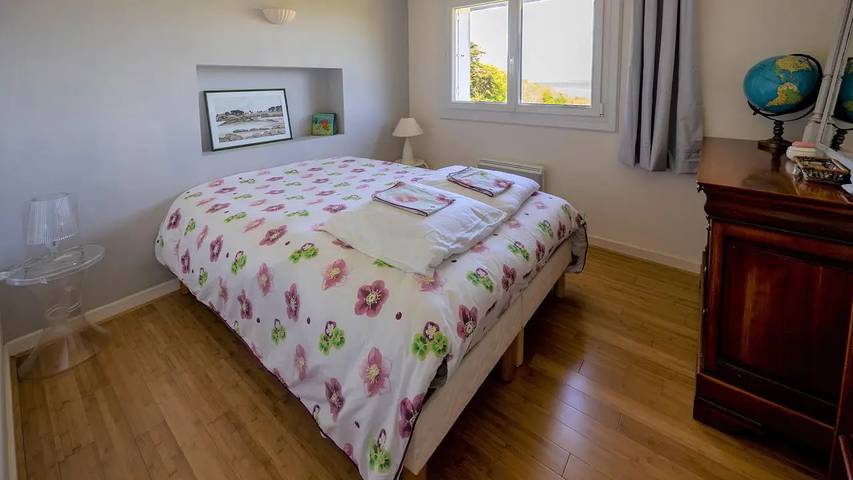 Location de vacances pour 6 personnes, avec jardin à Saint-Quay-Perros - 4