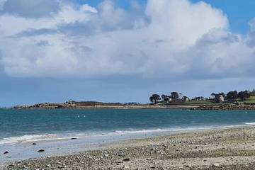 Cottage pour 14 personnes, animaux acceptés dans Plage Keriec