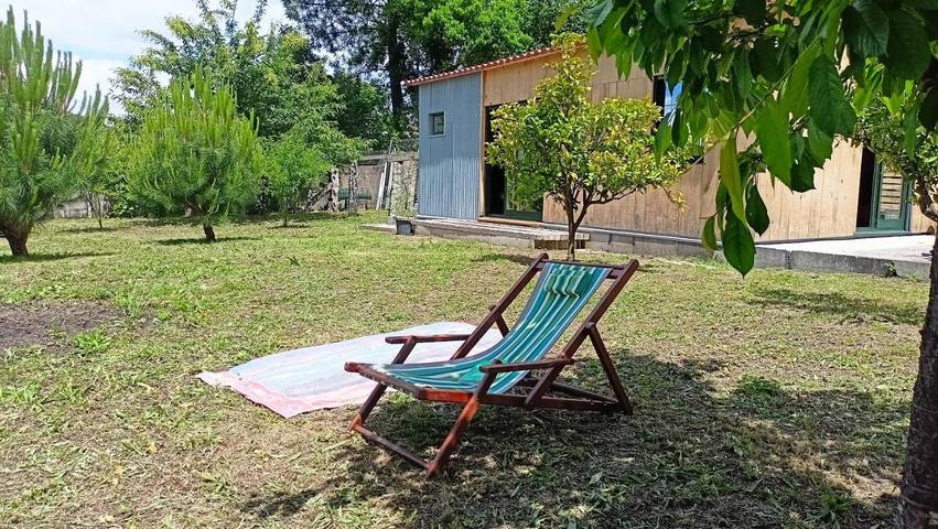 Apartamento para 4 personas, con jardín y vistas, Se admiten mascotas en Puenteareas
