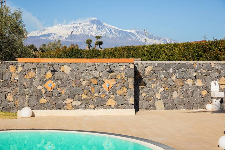 Gîte pour 8 personnes, avec bassin pour enfant ainsi que jardin et vue sur le lac, animaux acceptés à Acireale - 2