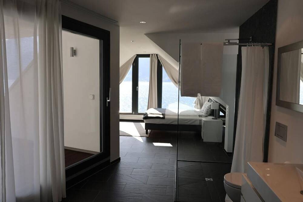 Villa am See 3 - Beach House in Vierwaldstättersee (UR), Vierwaldstättersee