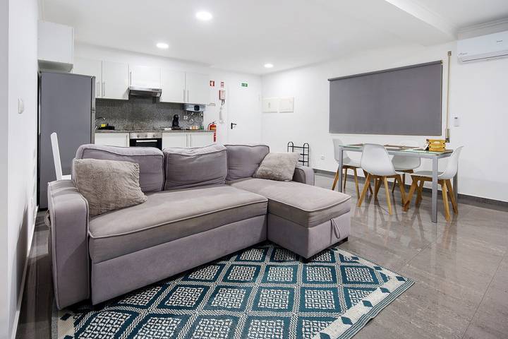 Gîte pour 4 personnes, avec balcon, animaux acceptés dans Furnas