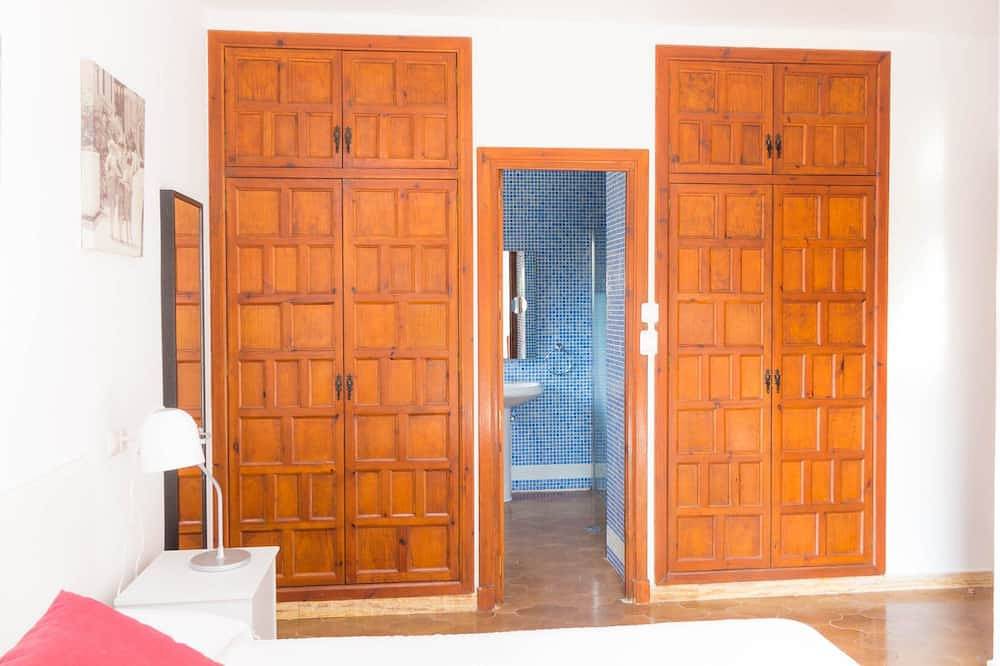 Komfortable familienfreundliche Villa. Eigener Garten und Pool. W-lan. in Dehesa de Campoamor, Orihuela