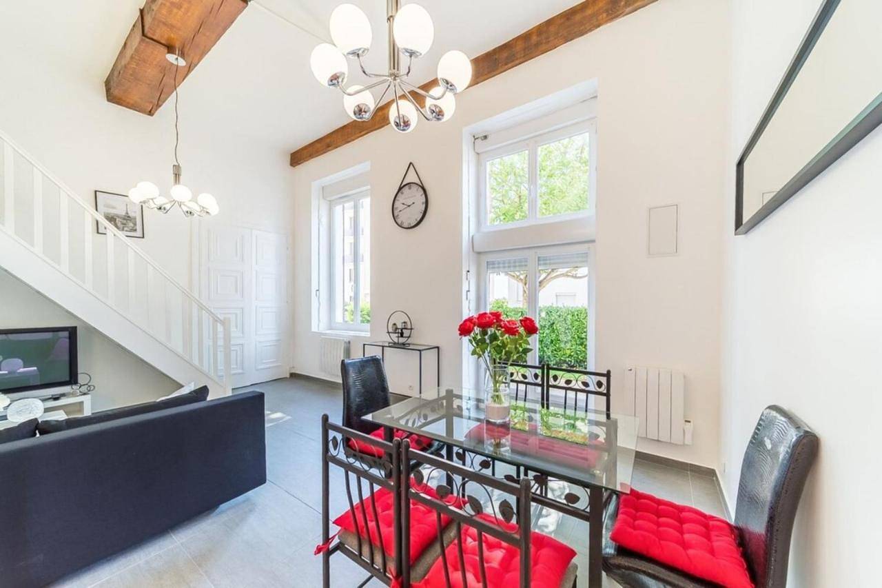 Appartement entier, The charming Fleury 2 bedrooms Oullins in Oullins, Lyon et ses environs