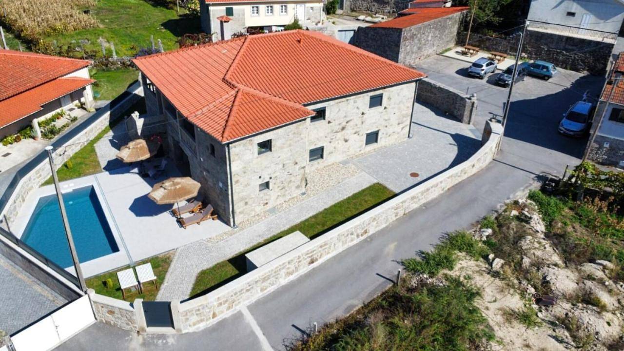 Soutelo House in Grovelas, Crasto, Ruivos e Grovelas