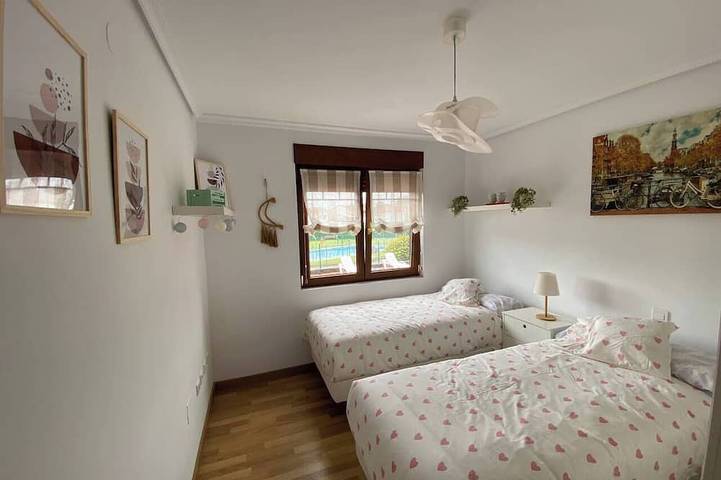 Entire apartment, Apartamento en Cobreces in Cóbreces, Alfoz de Lloredo