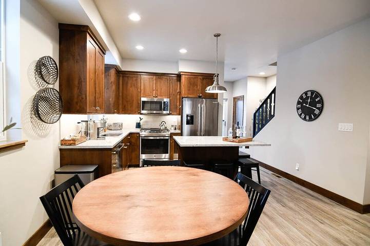 Vacation rental for 8 people, with balcony in McCall