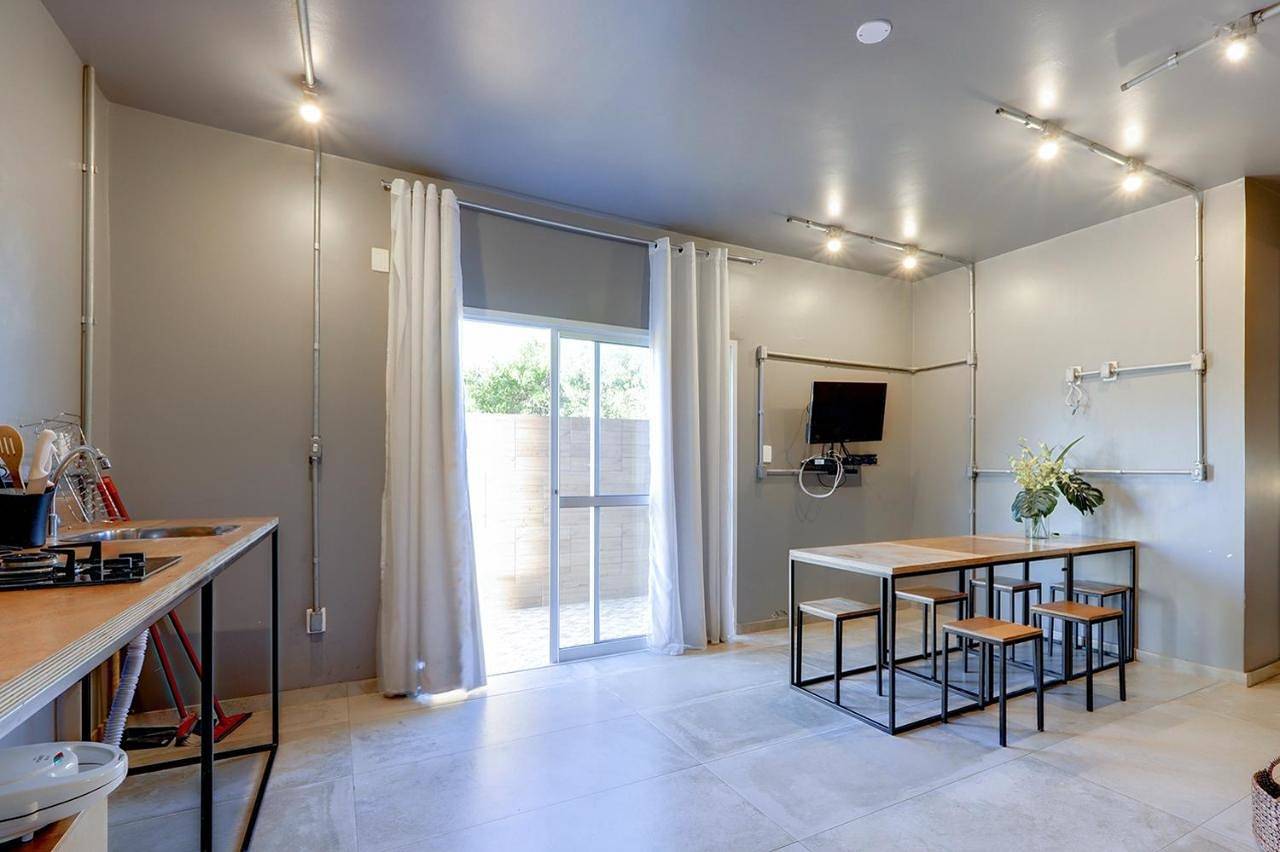 Apartamento entero, Campeche Ap 04 - 50 m da praia in Campeche (SC), Praia do Campeche