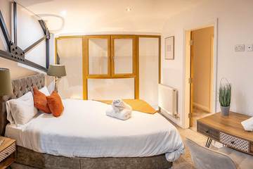 Apartment for 6 People in Huddersfield, West Yorkshire, Photo 4