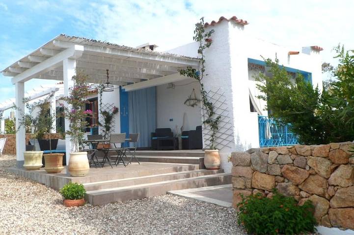 Ferienhaus für 4 Personen, mit Balkon und Garten in Cala Ginepro