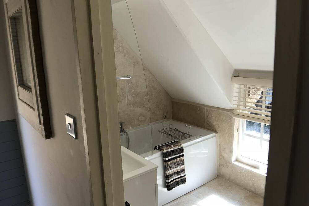 A Stunning Dorset Thatched Cottage  - Dog Friendly with Private Hot Tub in Dorset