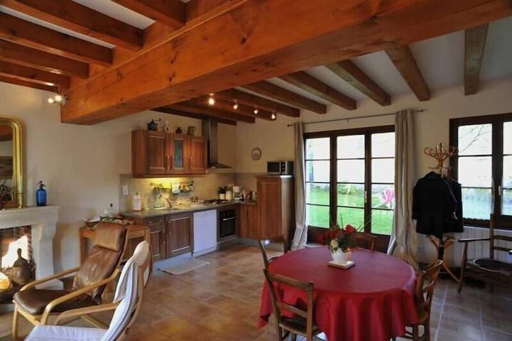 Gîte pour 5 personnes, avec jardin
