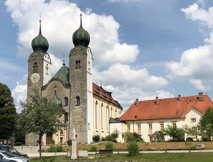 Ganze Ferienwohnung, Ferienwohnungen Herbst - Ferienwohnung 3 - Eg 53 m², mit Terrasse, nahe Chiemsee in Obing, Landkreis Traunstein