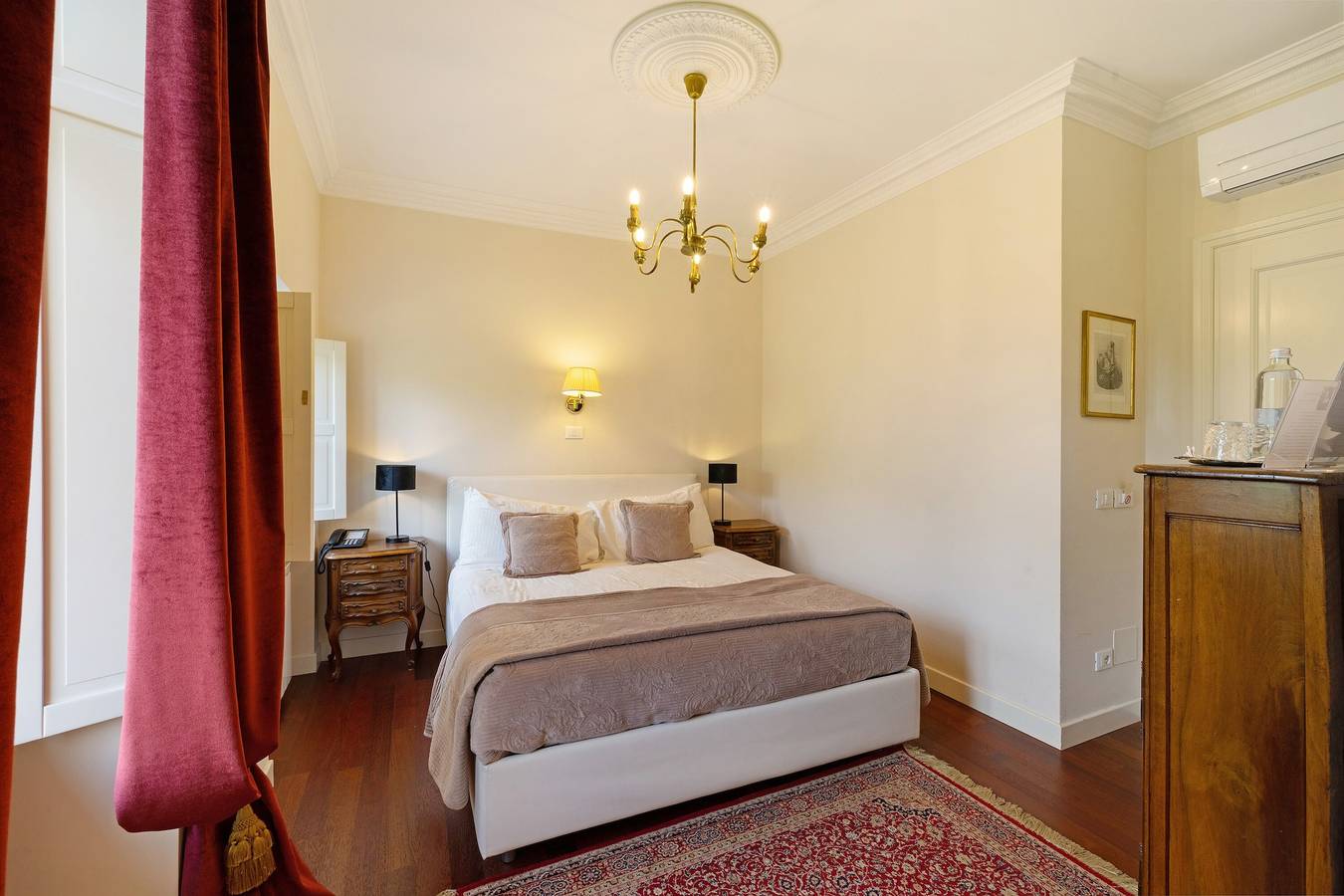 Room 'Maria' with Shared Terrace, Wi-Fi, and Air Conditioning in Vicoforte, Cuneo Province