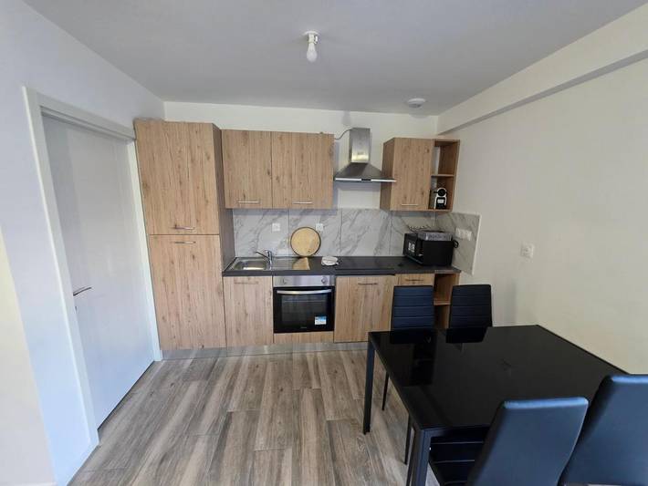 Gîte pour 6 personnes, avec jardin et terrasse à Saint-Barthélemy-d'Anjou - 3