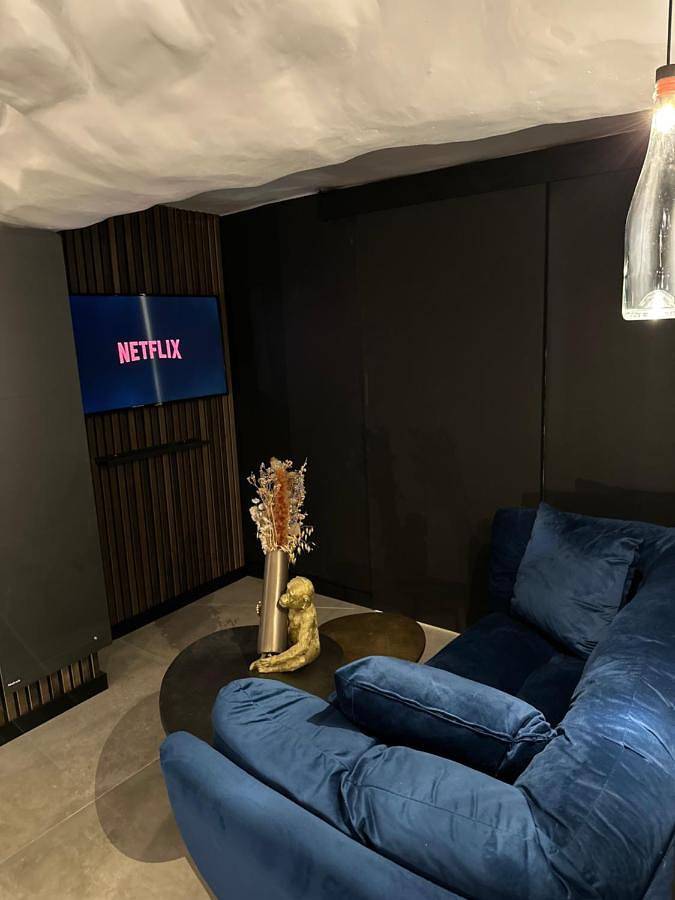 Appartement entier, Studio luxe dans le vignoble in Villers-Allerand, Parc naturel régional de la Montagne de Reims