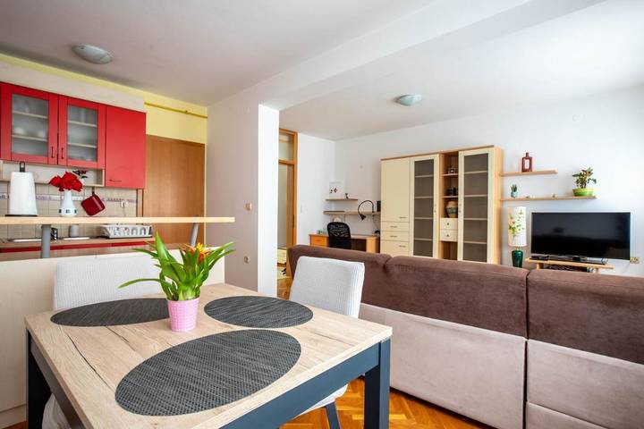Ferienwohnung für 3 Personen, mit Balkon und Terrasse