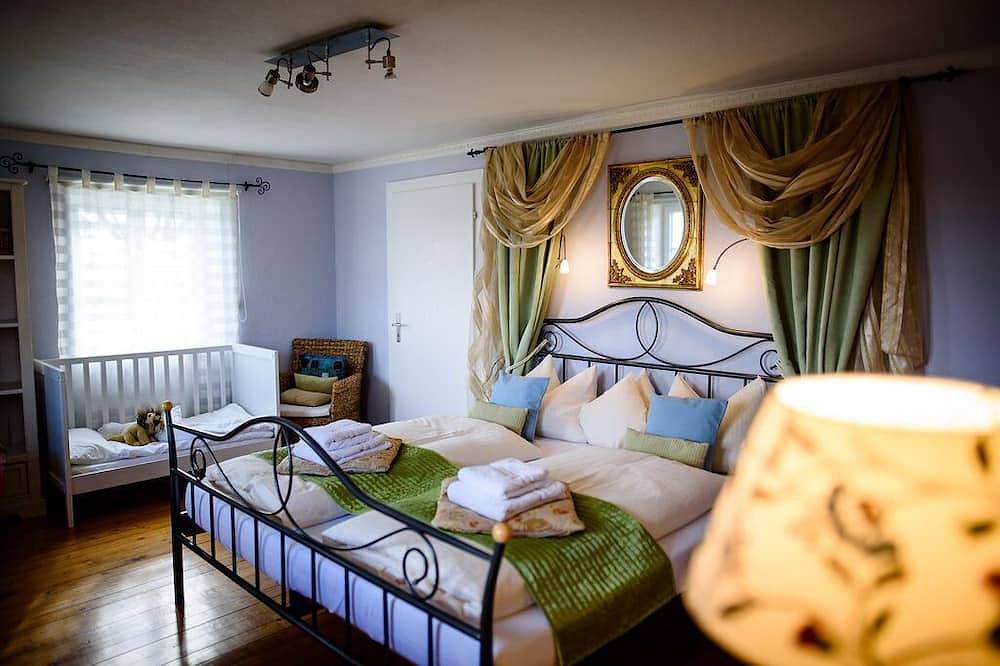 Landhäuschen auf Klostergut mit Bergblick mitten in der Natur, südl.v.München! in Huglfing, Pfaffenwinkel